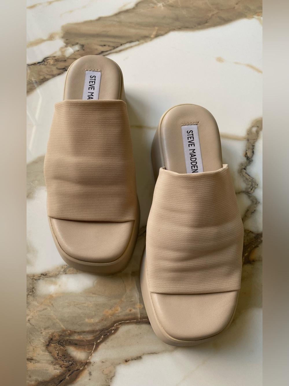 Steve Madden Slinky30 Tan/Beige Platform Slide Sandals - Size 36 (6)